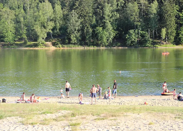 Domki Nad Jeziorem W Karlowicach