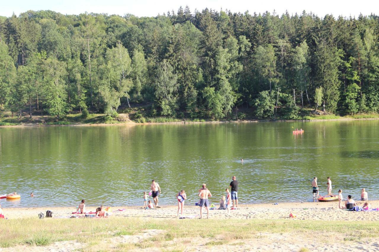 Lodge Nad Jeziorem W Karlowicach *